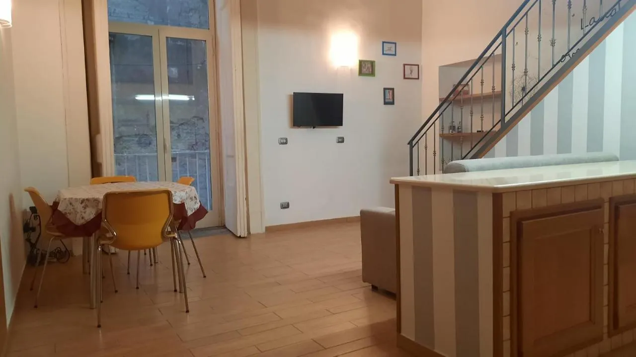 Apartment White Home Quartieri Spagnoli Naples Italy