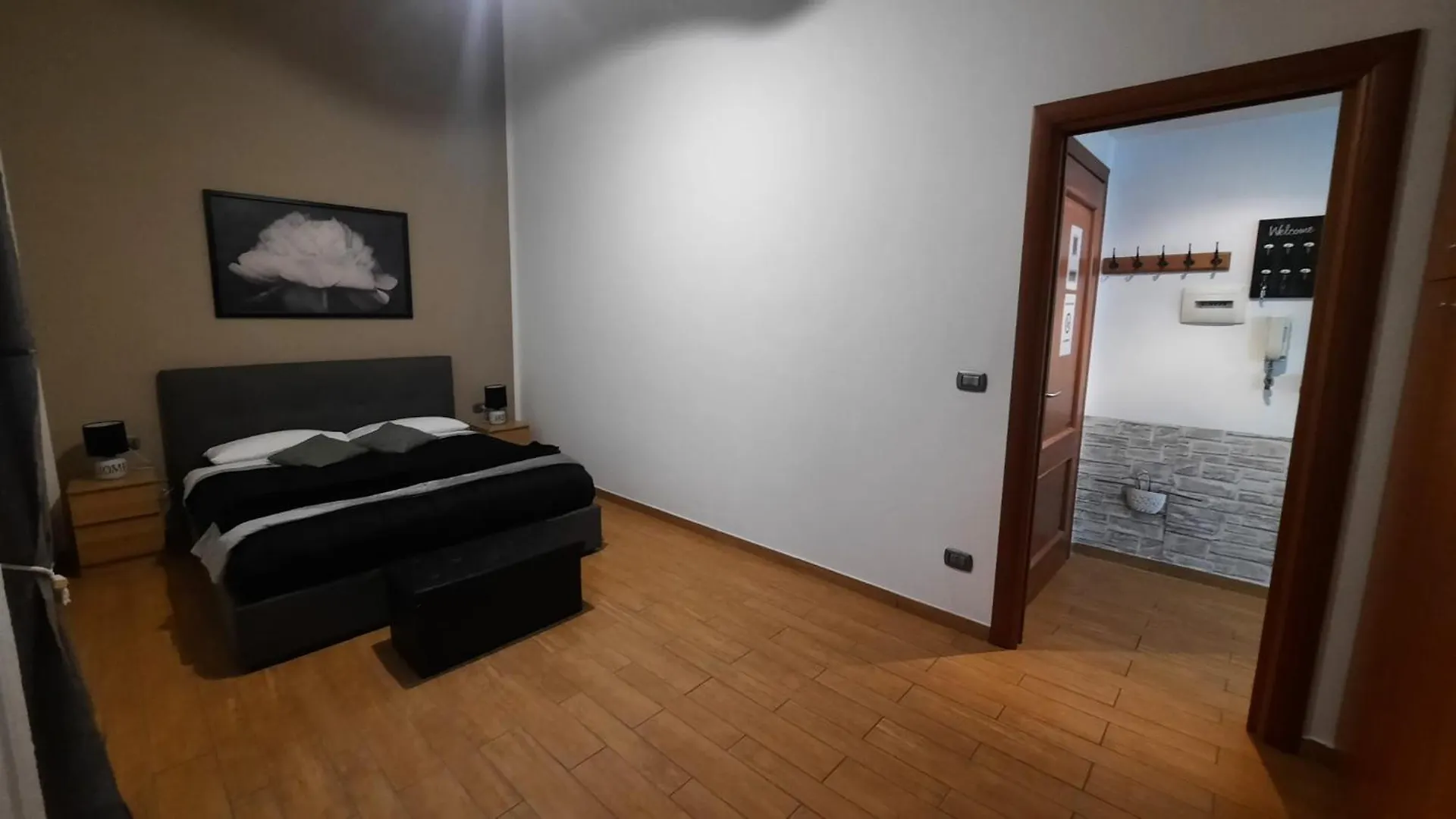 White Home Quartieri Spagnoli Naples Apartment