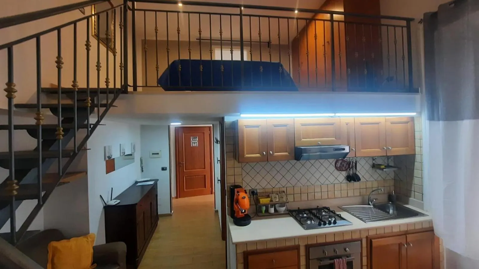Apartment White Home Quartieri Spagnoli Naples