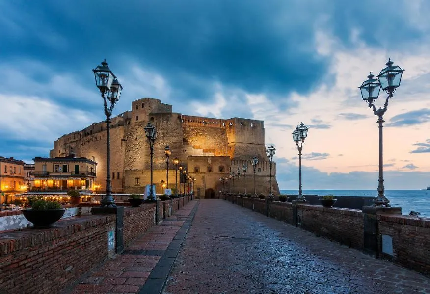 White Home Quartieri Spagnoli Naples